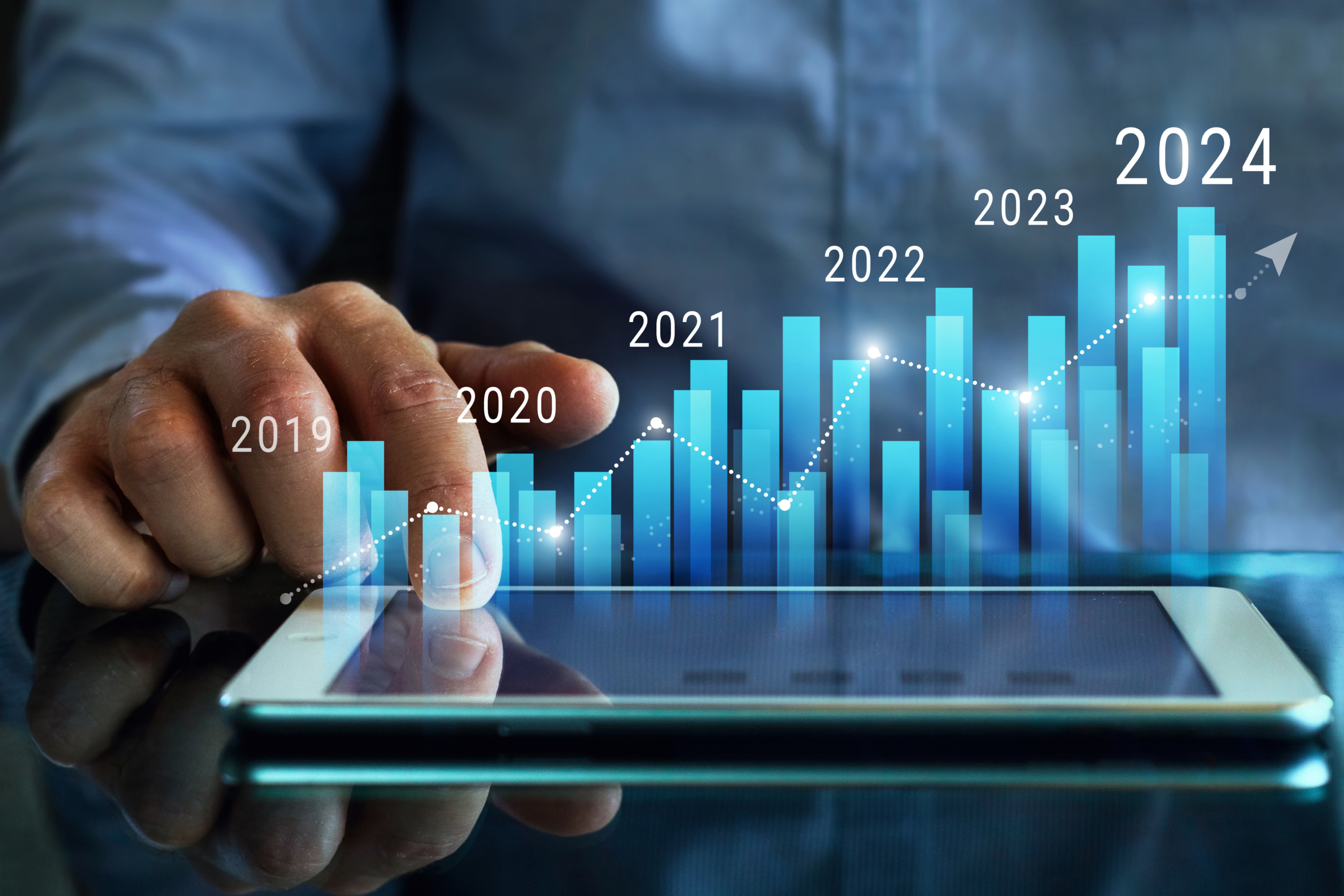 Column chart with company progress and growth by year, 2024, bus